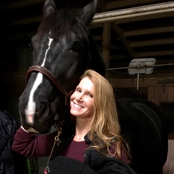 Meet your Posher, Christen - Picture 1 of 1